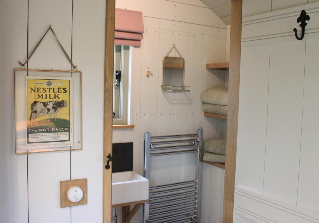 Villa The Parlour, For Alton Towers & The Peak District à Uttoxeter Extérieur photo